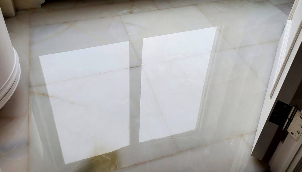 Polished marble finish 009